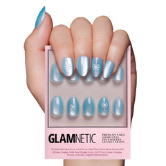 Glamnetic Subzero: uñas azules heladas con acabado opaco, look invernal y duradero