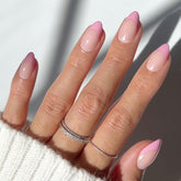 Glamnetic uñas francesas rosadas en macarones, look suave y chic