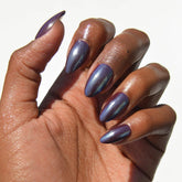 Glamnetic uñas postizas Burgundy Chrome con acabado cromado que brilla