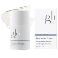 Glo Skin Beauty Restorative Cream muestra textura cremosa para hidratación profunda.