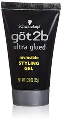 Got2B Ultra Glued Invincible, gel en la mano para control de peinado.