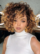 Gowit Gogo Curl 8in: detalle de rizo para textura natural y ligera.