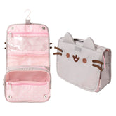Bolsa de viaje Pusheen de Grupo Erik con gancho para colgar y organizar cosméticos.