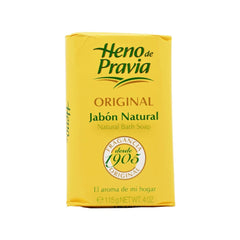 Heno de Pravia Jabón Original, textura cremosa que limpia sin resecar.