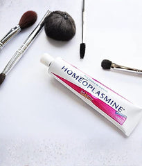 Textura cremosa de Homeoplasmine ofrece confort diario.