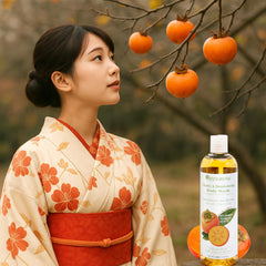 HUGROSE Persimmon: espuma cremosa que deja la piel suave y perfumada.