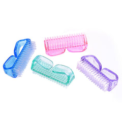 hupos cepillos de colores brillantes para rutina de limpieza.