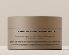 Gel HygieneLab con acabado mate en cabello, aspecto natural sin brillo.