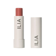 ILIA Balmy Tint Labios Hidratante: color suave y hidratación duradera Hold Me