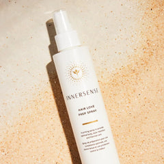 INNERSENSE Prep Spray, textura del cabello, aporta cuerpo y plenitud durante el peinado.