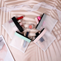 InnoHHustle estuche compacto 4.9x4.5 pulgadas para bolso.