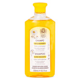 Intea Chamomile Shampoo, botella: limpieza suave que cuida y realza mechones rubios.