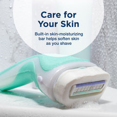 INTUITION barra hidratante con aloe suaviza la piel durante el afeitado.