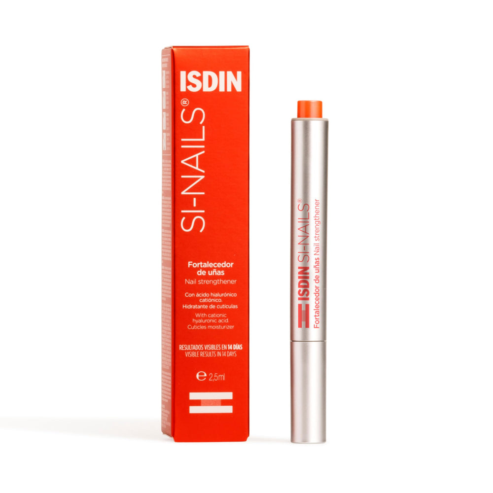 ISDIN Si-Nails muestra textura cremosa para una aplicación suave y cómoda