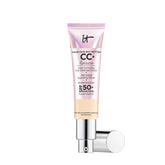 IT Cosmetics CC+ Iluminacion, bote tono claro, acabado natural y cobertura uniforme.