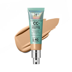 botella de IT Cosmetics CC+ Natural Matte frente, tono medio-tostado, acabado mate