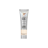 IT Cosmetics CC+ Crema de viaje Fair, botella con vertido, aporta cobertura total y SPF 50+.