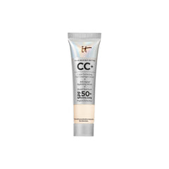 IT Cosmetics CC+ Crema de viaje Fair, botella con vertido, aporta cobertura total y SPF 50+.