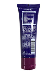 Its A 10 Haircare mascarilla milagrosa aplicada para mayor suavidad y manejo del cabello.