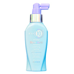 Spray calmante para cuero cabelludo de It’s a 10 Haircare, enfoque en la botella