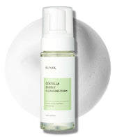 iunik centella: botella de limpiador espumoso para piel suave.