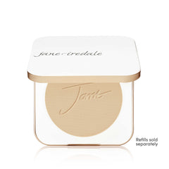Jane Iredale compacto con espejo interior para retoques rápidos en cualquier lugar.