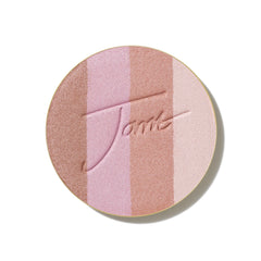 Jane Iredale compacto relleno muestra bronceado suave y acabado luminoso
