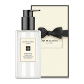 Jo Malone Wood Sage & Sea Salt gel corporal para ducha limpia y fragante.