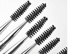 Cepillos JOSALINAS para cejas y pestañas, ideal para extensiones y retoques.