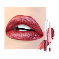 Kaely labial y delineador 2 en 1, frontal de producto para delinear labios con precisión.