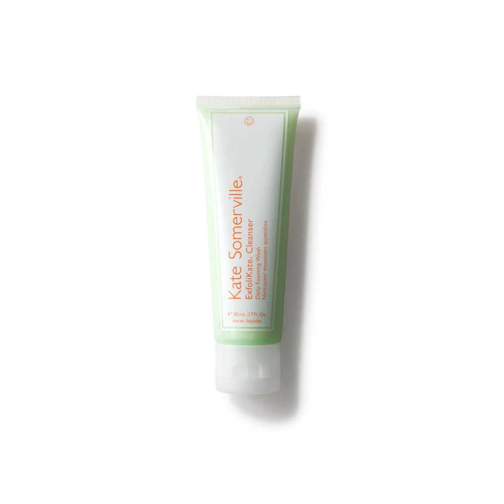 Kate Somerville Exfolikate, limpiador facial espumoso diario purifica y suaviza la piel