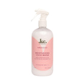 KeraCare Agua de Coco: botella transparente con atomizador blanco, hidratación ligera para cabello.