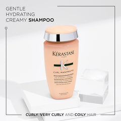 Rizos definidos con Curl Manifesto; textura cremosa en el champú para cabellos rizados