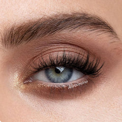 Kiromiro faux mink con apariencia natural y tacto suave.