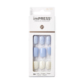 KISS imPRESS uñas sin pegamento en azul claro para un acabado profesional en casa.