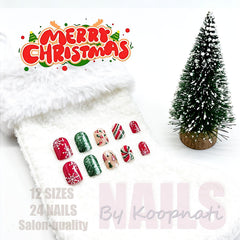 Uñas koopnati navidad con acabado brillante para apariencia pulida.