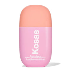 Kosas DreamBeam botella y aplicación suaves para base de maquillaje.