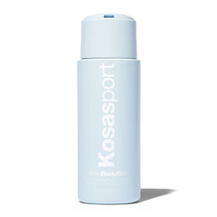 Kosas Kosasport Good Body Skin Body Wash muestra textura-espuma para exfoliación diaria suave.