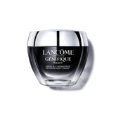 Lancôme Génifique crema nocturna refuerza la barrera y mejora la hidratación de la piel.