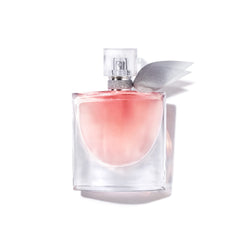 Lancôme La Vie Est Belle: botella vista de cerca, diseño elegante ideal para regalo.