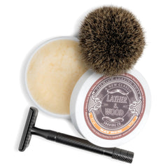 Lather & Wood Shaving Co Jabón Bay Rum - espuma cremosa para afeitado cómodo.