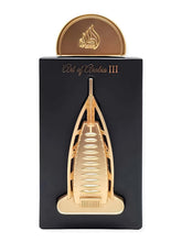 Lattafa Pride Art Of Arabia III, botella elegante para ocasiones especiales.