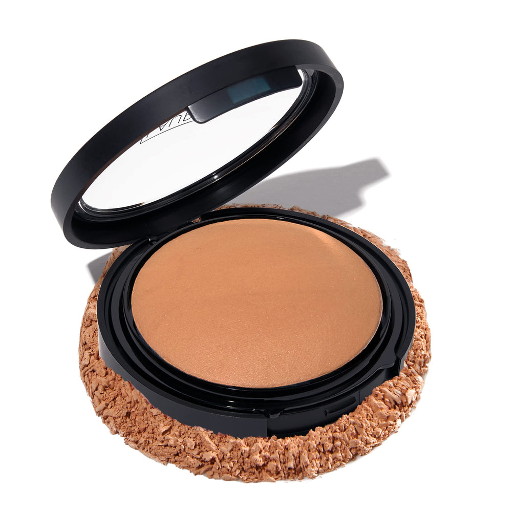 Envase de Laura Geller New York Baked Double Take Sand muestra cobertura duradera.
