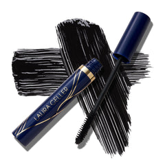 Laura Geller New York Mascara: envase negro elegante y duradero.