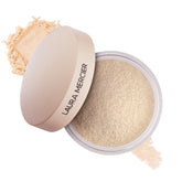 Laura Mercier polvos Ultra-Blur, difuminan poros para acabado natural.