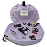 Lay-n-Go Cosmo bolsa cosméticos con cordón facilita acceso rápido a tus productos.