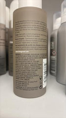 Living Proof No Frizz Vanishing Oil, textura satinada que aporta brillo.