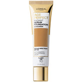 L'Oréal Paris Age Perfect Radiant Serum Foundation, botella en tono bronce clásico para piel madura.