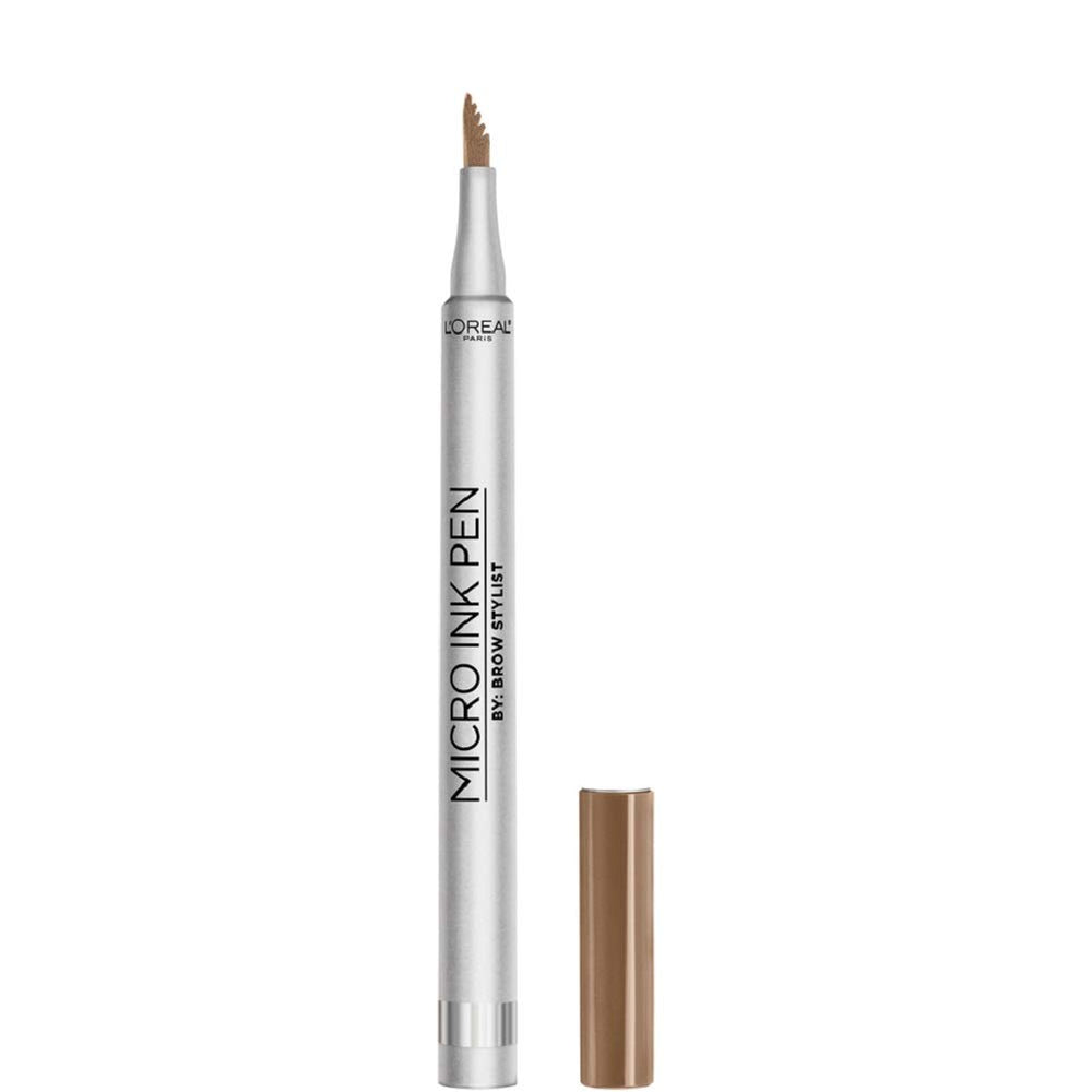 L'Oréal Paris Micro Ink Pen Brow Stylist con aplicador-peine para un efecto pelo a pelo duradero.