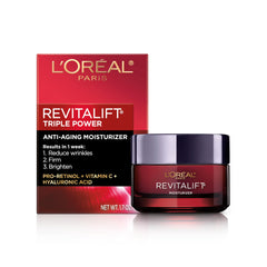 Crema diaria Revitalift Triple Power con Pro-Retinol para suavizar arrugas.